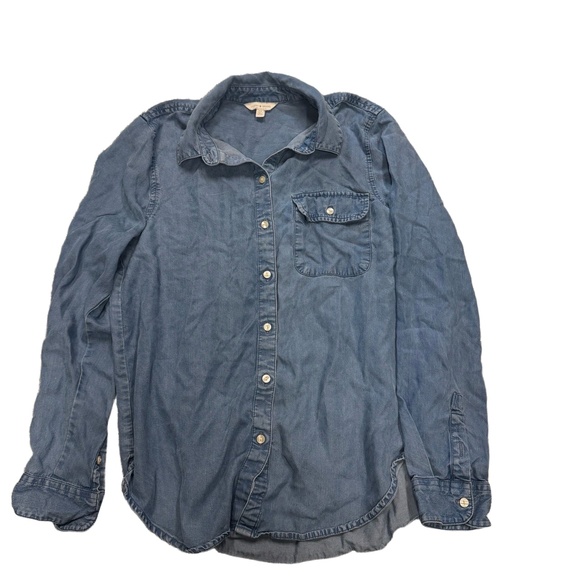 Tops - Lucky Brand Chambray Shirt
